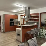 Apartment U3 *